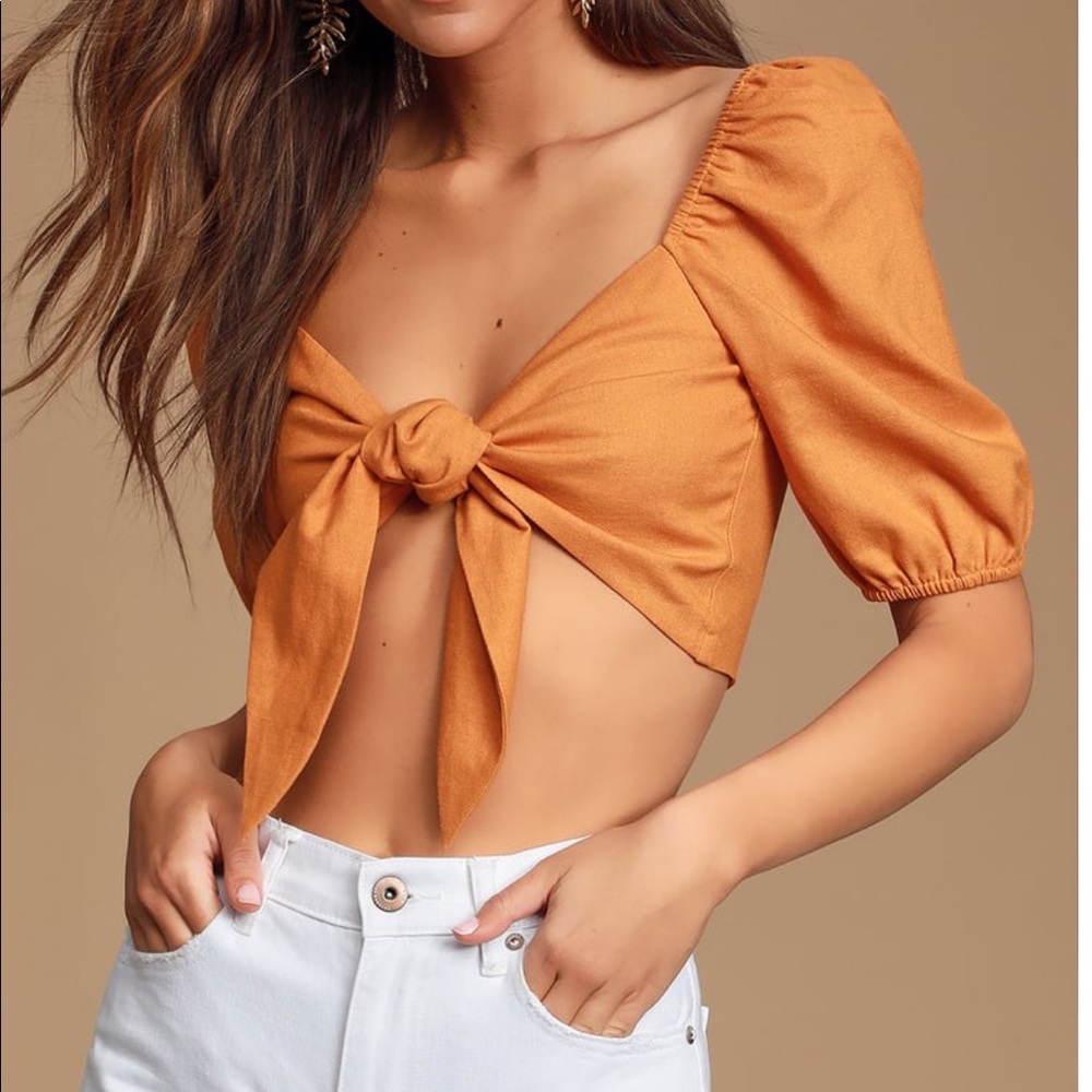 Puff sleeve tie front crop top